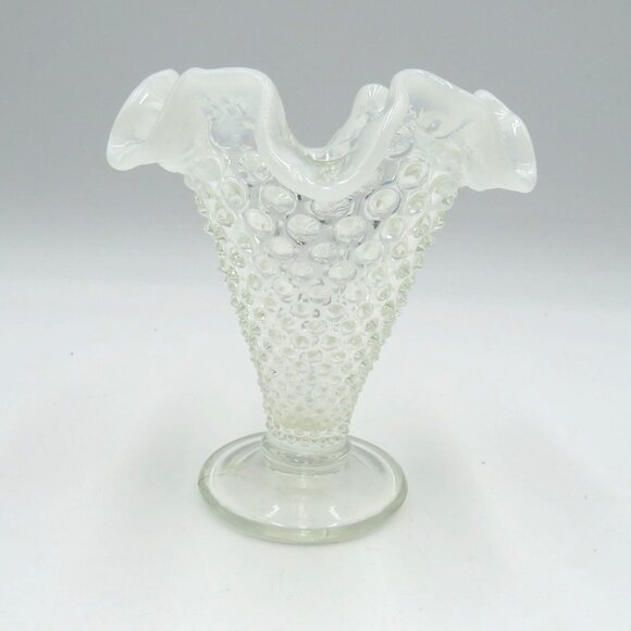 Vintage Fenton 4" Clear Hobnail Glass Miniature Vase Opalescent Ruffled Edge - Picture 1 of 7